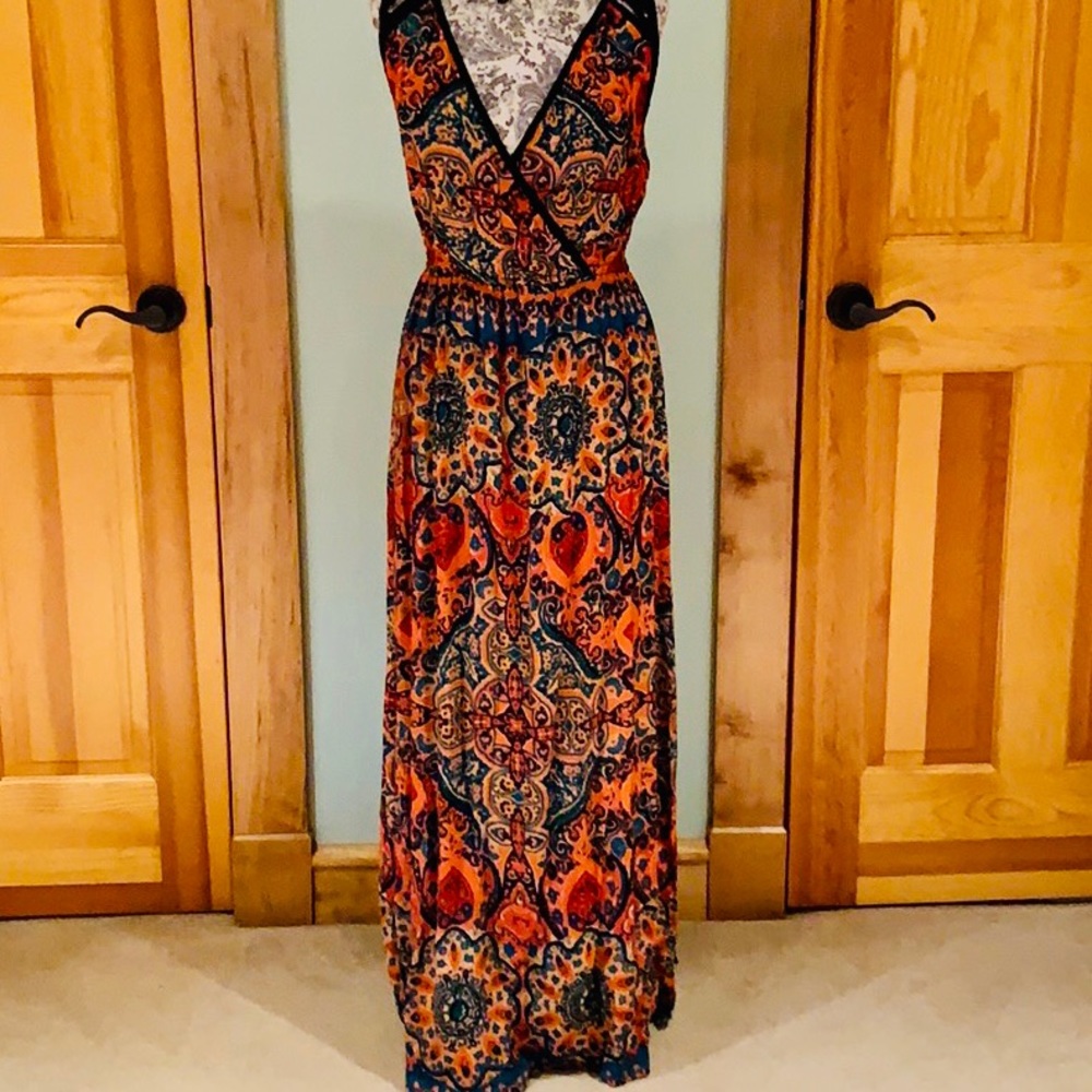NWT Maxi cotton dress with cool back